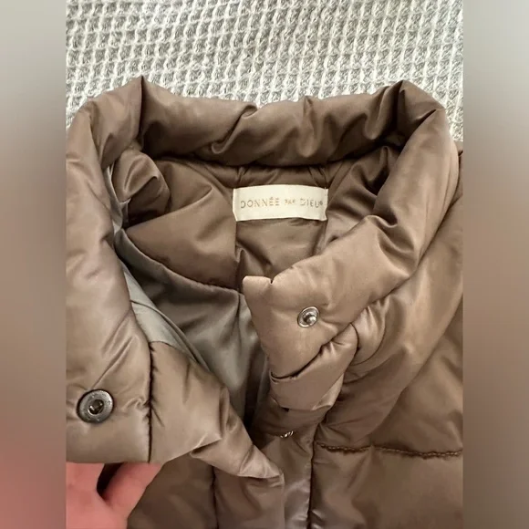 Beautiful Tan Brown Donnee Par Dieu Jacket with metallic buttons - Picture 3 of 3